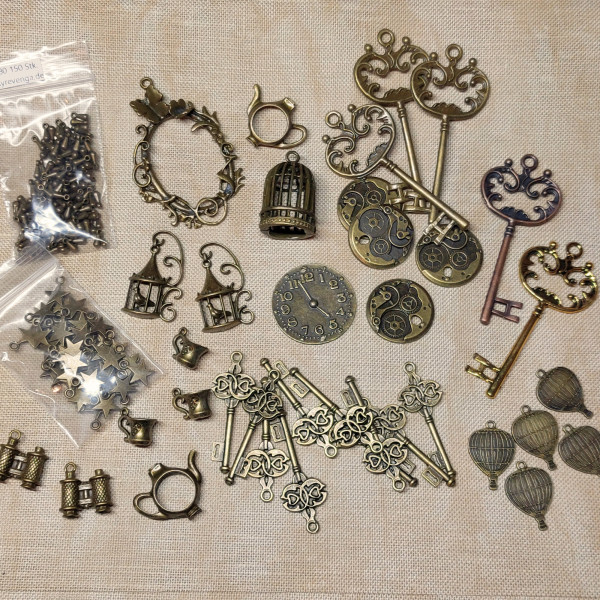 Altmessing Charms Set "Enchanted"