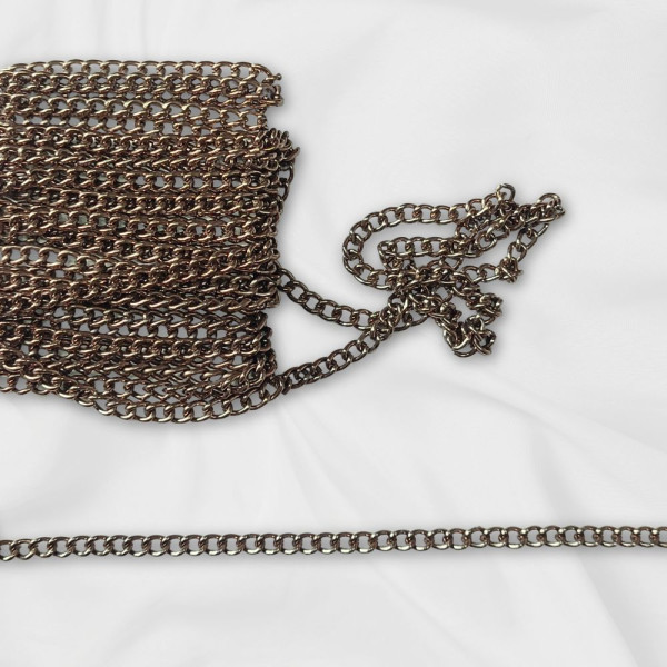 Leichte Metallkette 5mm Braun
