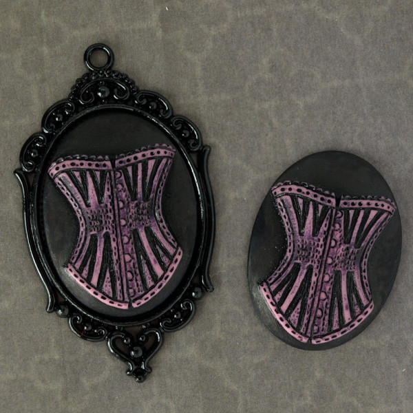 Kamee Korsett (L) Lila