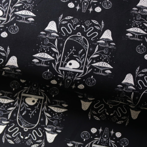 Limited Edition: Spooky Toile
