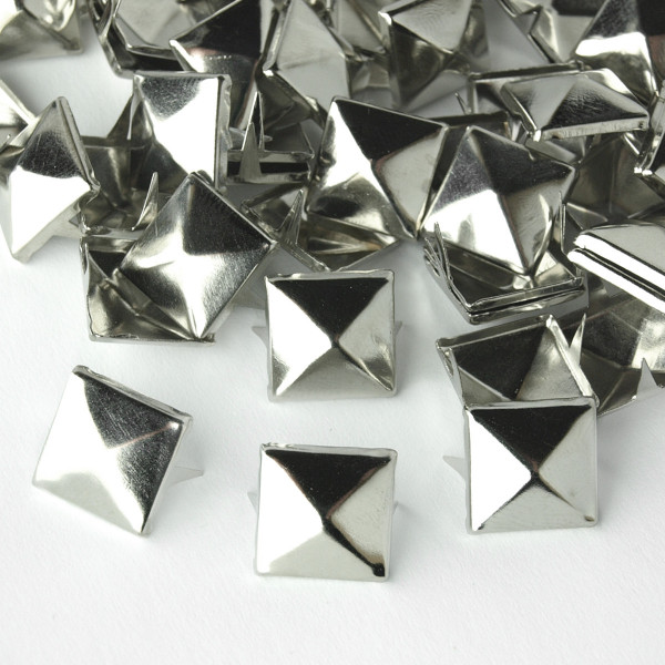 Nieten Pyramidennieten Silber Metall 12mm 50 100 pack günstig Deutschland