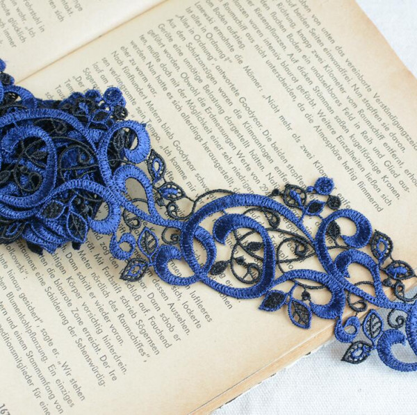 Vorbestellung: Spitze Blau Schwarz 5cm